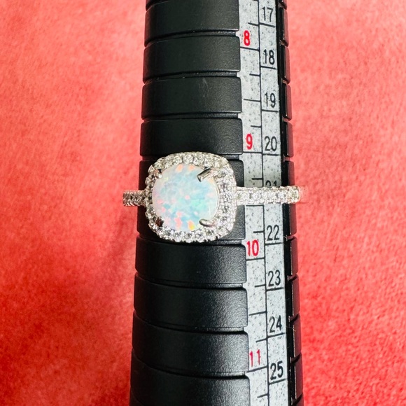 Handcrafted Opal Gemstone Ring – Sterling Silver, Size 9.5 - Picture 7 of 7